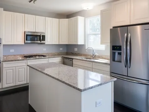 20137 Preston Lane Lynwood IL 60411