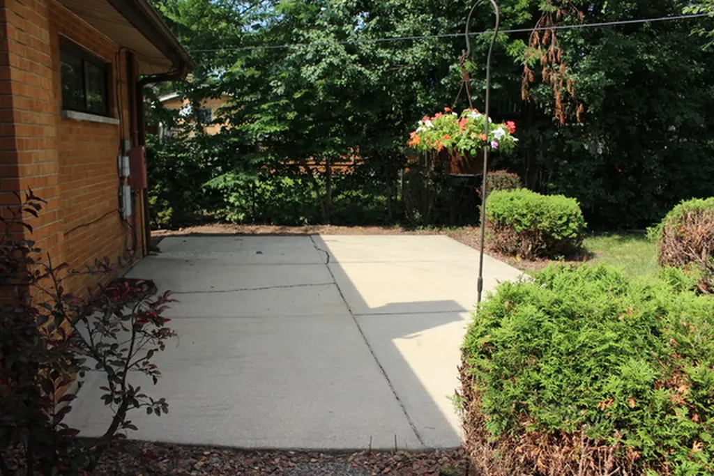 283 South Fair Avenue Elmhurst IL 60126