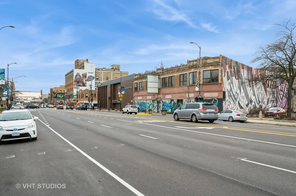4820 North Western Avenue Chicago IL 60625