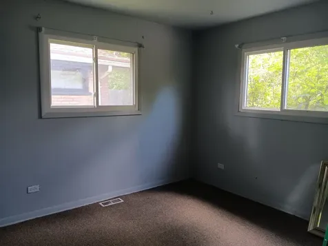 1521 East 13th Place Ford Heights IL 60411