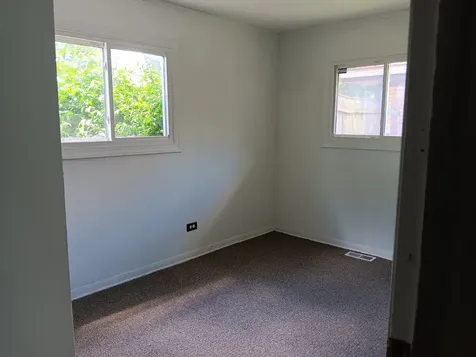 1521 East 13th Place Ford Heights IL 60411