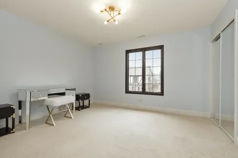 7920 West Lakeview Court Palos Heights IL 60463