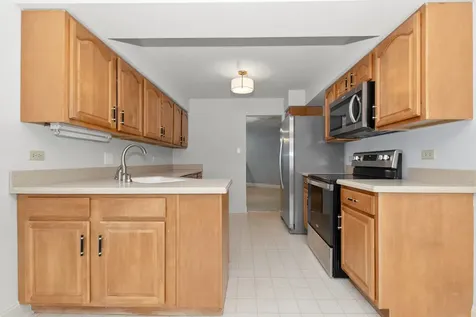 7920 West Lakeview Court Palos Heights IL 60463