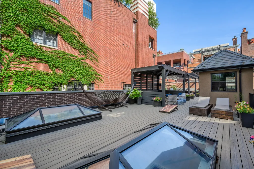 460 West Huron Street Chicago IL 60654