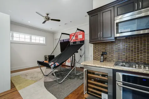 460 West Huron Street Chicago IL 60654