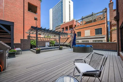 460 West Huron Street Chicago IL 60654