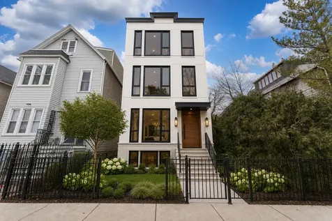 1814 North Richmond Street Chicago IL 60647