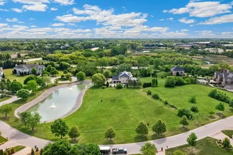 8 Falcon Lakes Drive South Barrington IL 60010