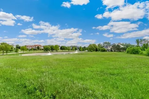 8 Falcon Lakes Drive South Barrington IL 60010
