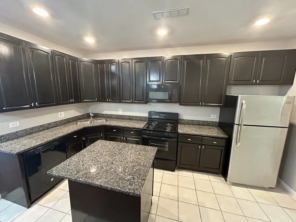 5331 South Calumet Avenue Chicago IL 60615