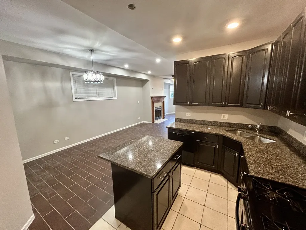 5331 South Calumet Avenue Chicago IL 60615