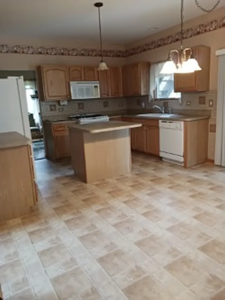 1970 Astor Lane Addison IL 60101