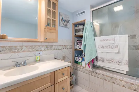 7901 West 93rd Street Hickory Hills IL 60457