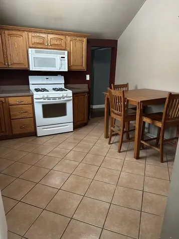 312 South Everett Street Streator IL 61364