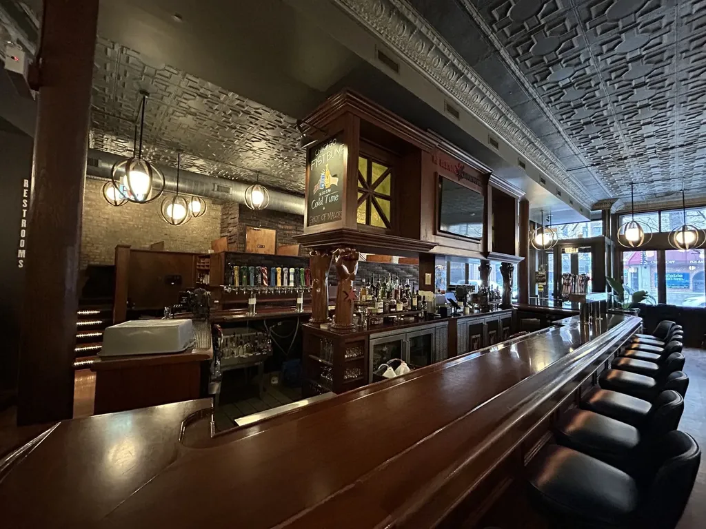 2323 North Milwaukee Avenue Chicago IL 60647