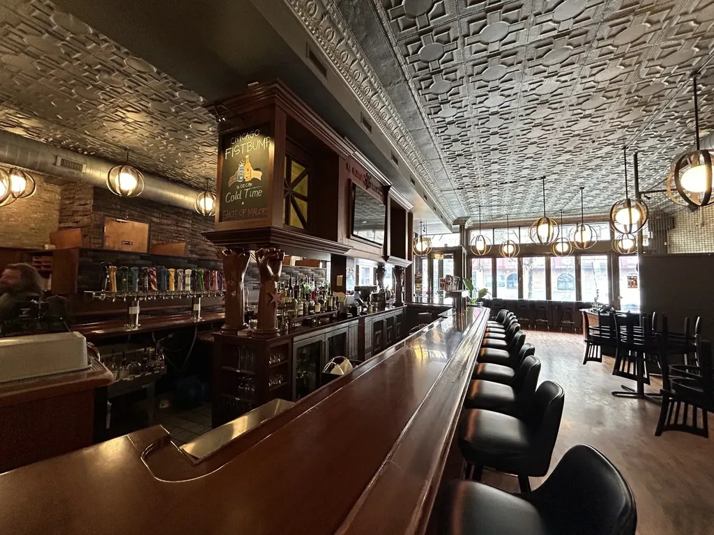 2323 North Milwaukee Avenue Chicago IL 60647