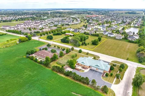 870 Simons Road Oswego IL 60543