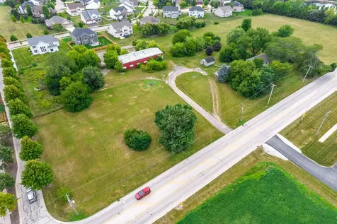 870 Simons Road Oswego IL 60543