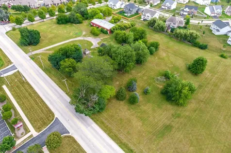870 Simons Road Oswego IL 60543