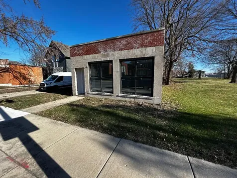 1209 South 5th Avenue Maywood IL 60153