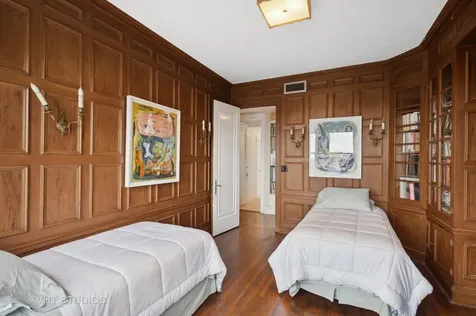 1242 North Lake Shore Drive Chicago IL 60610