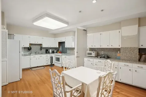 1242 North Lake Shore Drive Chicago IL 60610