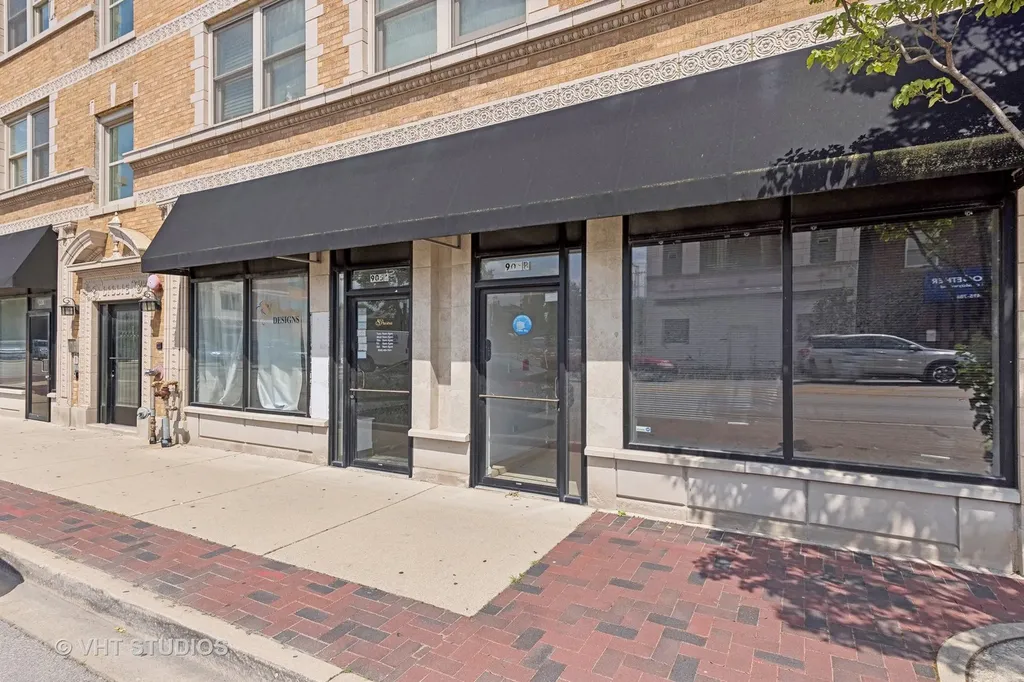 905 South 5th Avenue Maywood IL 60153