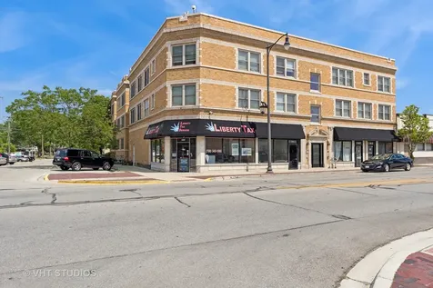 905 South 5th Avenue Maywood IL 60153