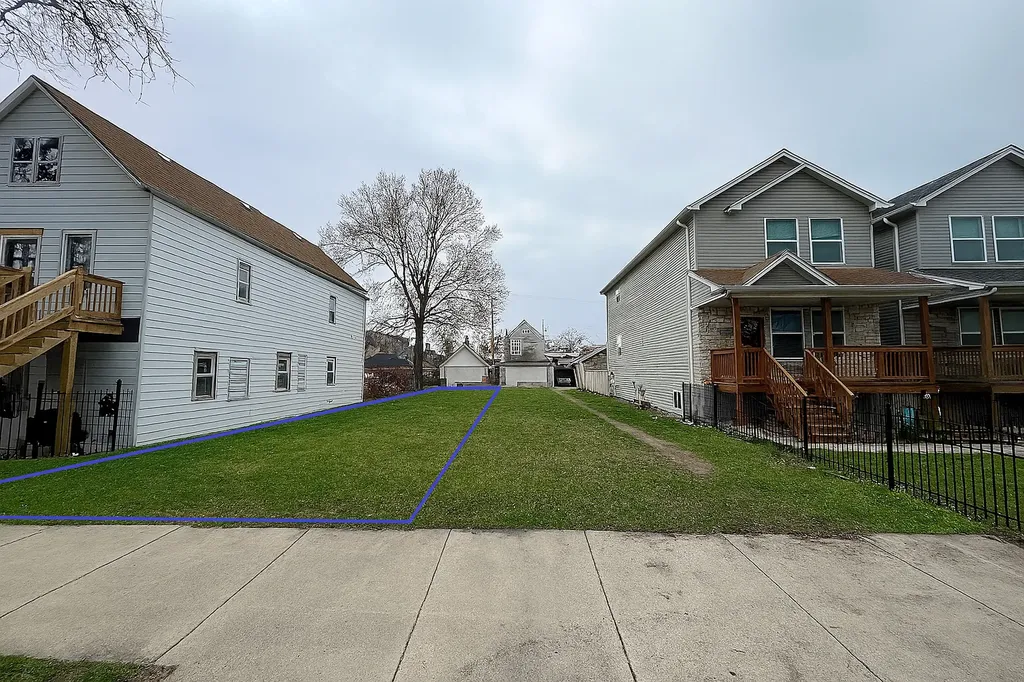 2457 West 46th Place Chicago IL 60632