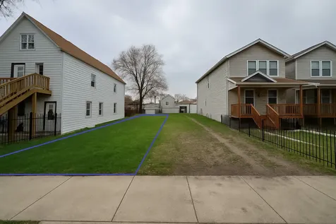 2457 West 46th Place Chicago IL 60632