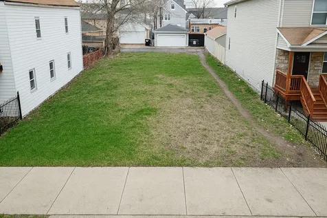 2457 West 46th Place Chicago IL 60632