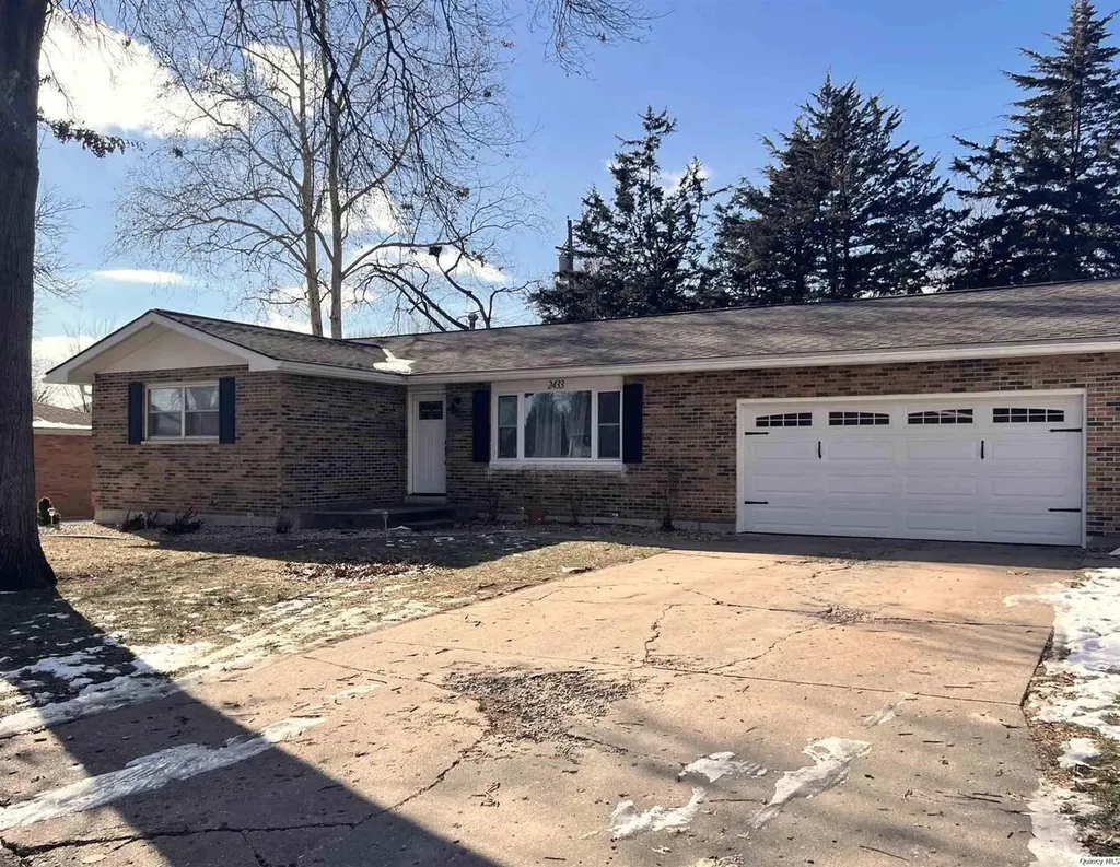 2433 Cedar Creek Court Quincy IL 62305-1339