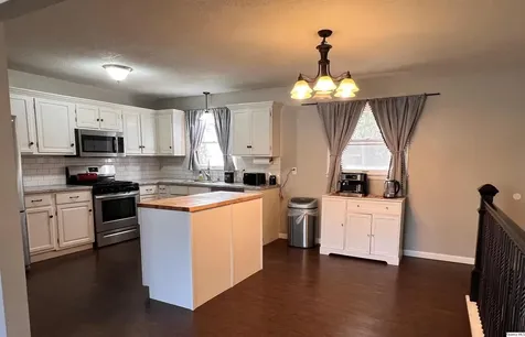 2433 Cedar Creek Court Quincy IL 62305-1339