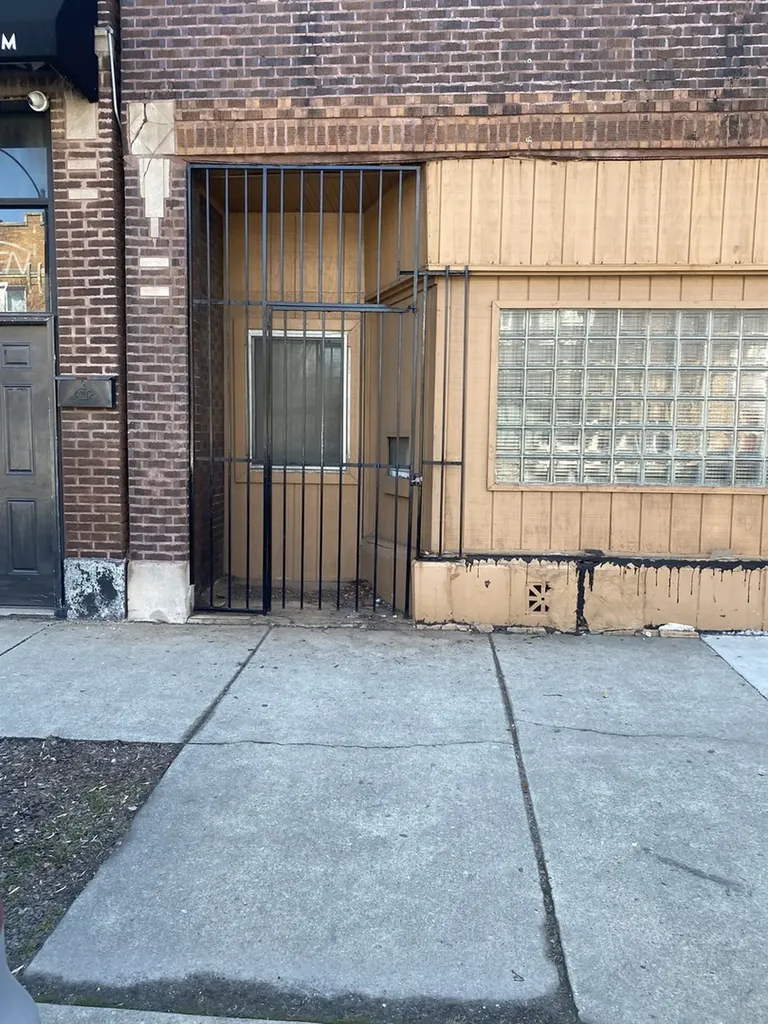 2519 West 59th Street Chicago IL 60629