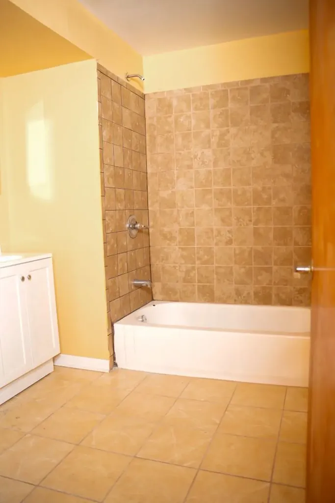 2519 West 59th Street Chicago IL 60629