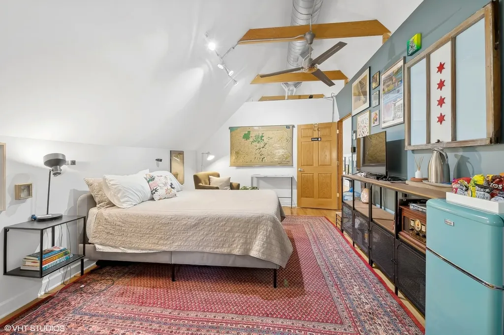 3522 West Armitage Avenue Chicago IL 60647