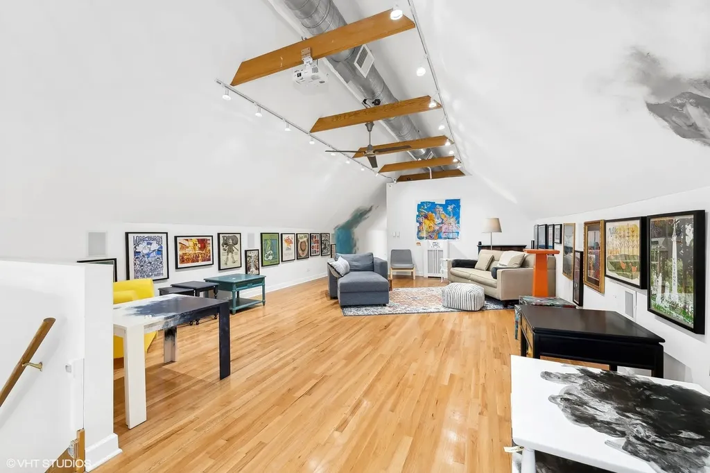 3522 West Armitage Avenue Chicago IL 60647