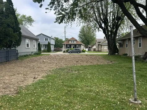 616 12TH Street Peru IL 61354