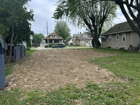 616 12TH Street Peru IL 61354