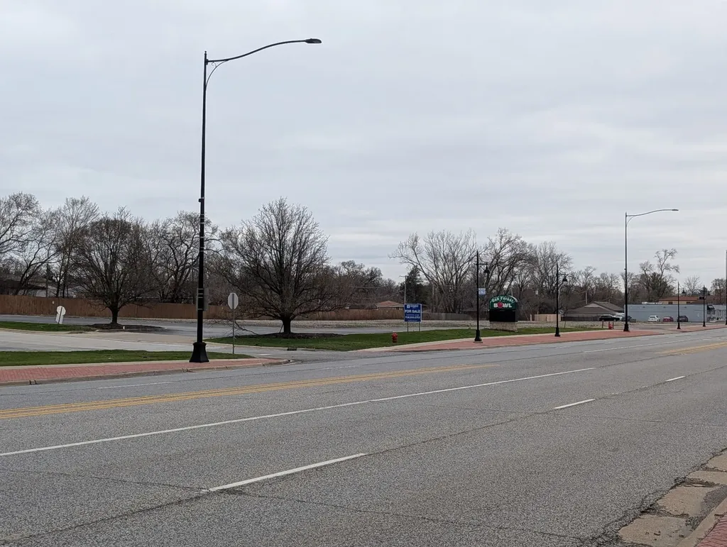 15230-60 South Cicero Avenue Oak Forest IL 60452