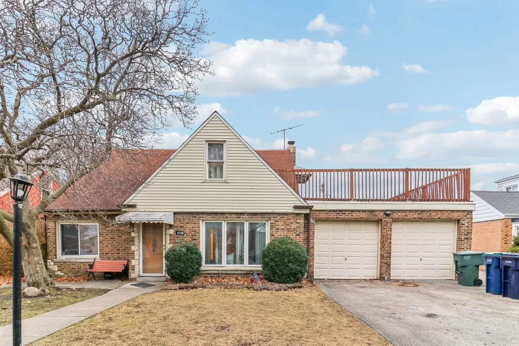 9226 South Harding Avenue Evergreen Park IL 60805
