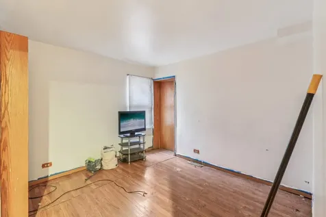 9226 South Harding Avenue Evergreen Park IL 60805