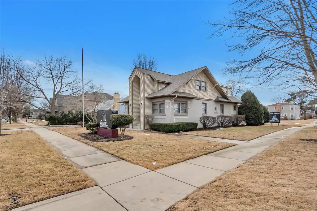 849 North Ellsworth Street Naperville IL 60563