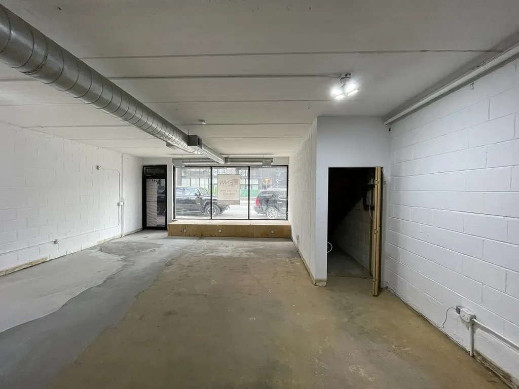 6341 West Belmont Avenue Chicago IL 60634