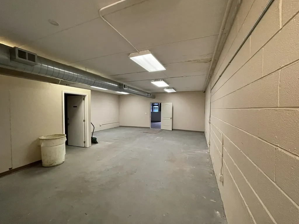 6341 West Belmont Avenue Chicago IL 60634