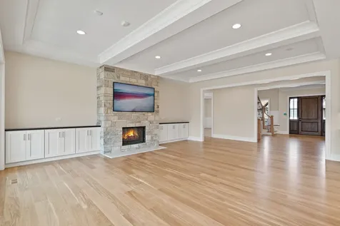 1959 Windridge Drive Lake Forest IL 60045