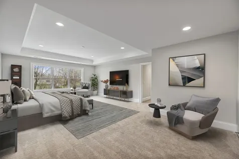 1959 Windridge Drive Lake Forest IL 60045