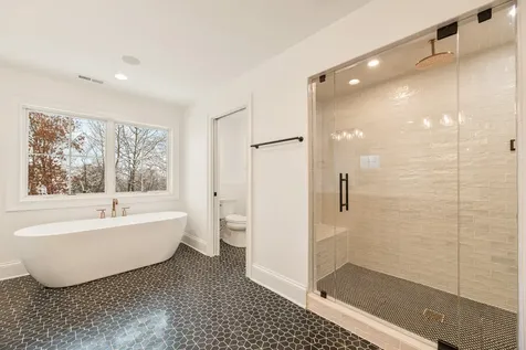1959 Windridge Drive Lake Forest IL 60045