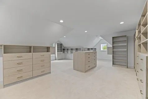 1959 Windridge Drive Lake Forest IL 60045