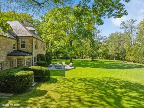 32 Woodley Road Winnetka IL 60093